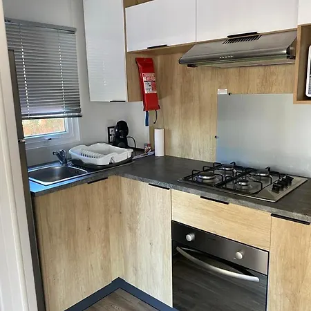Mobile-home 6 Pers 4 Etoiles 66140 Ideal Familles *